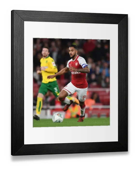 Framed Print : Theo Walcott in Action: Arsenal vs Norwich City, Carabao Cup 2017-18