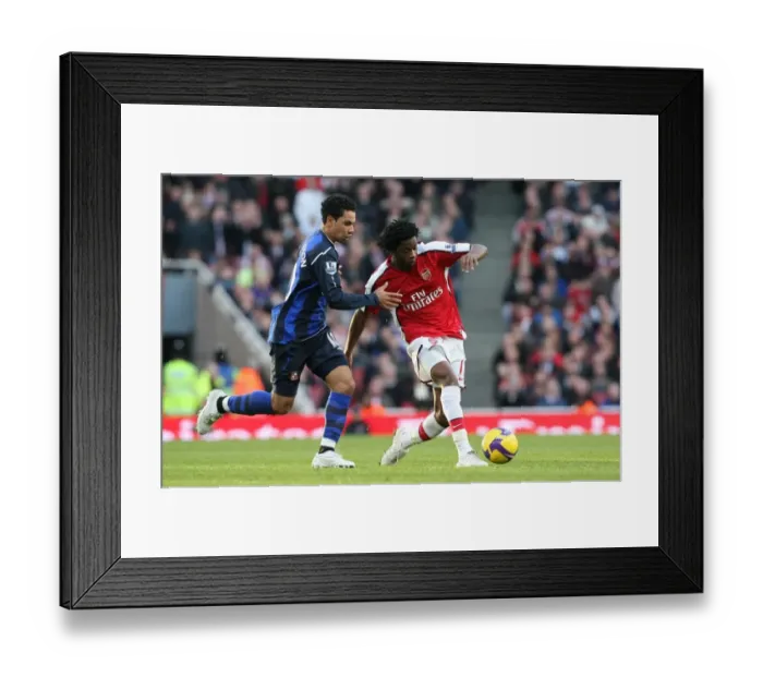 Framed Print : Alex Song (Arsenal) Kieran Richardson (Sunderland)