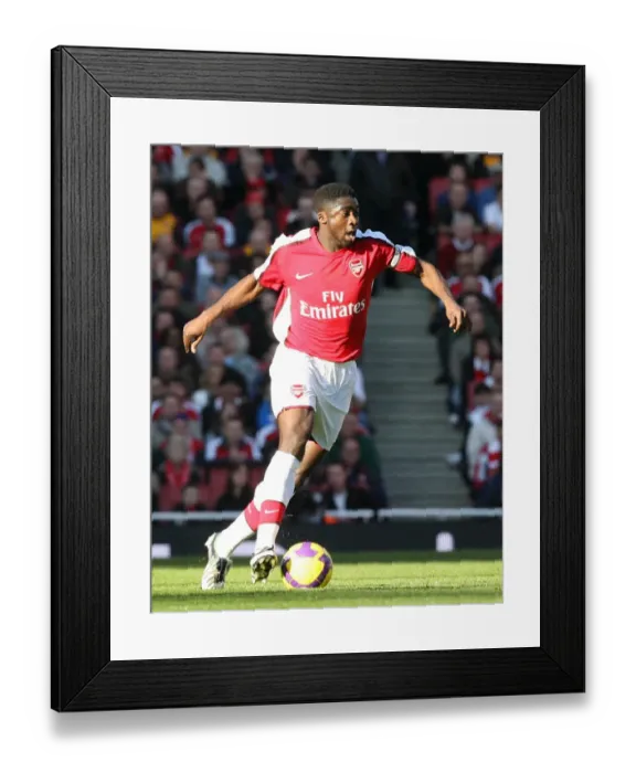 Framed Print : Kolo Toure (Arsenal) Framed Print : Kolo Toure (Arsenal)
