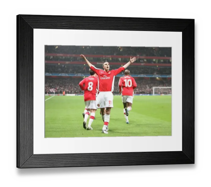 Framed Print : Van Persie's Euphoric Goal: Arsenal's 1-0 Victory Over AS Roma in the Champions League, 2009