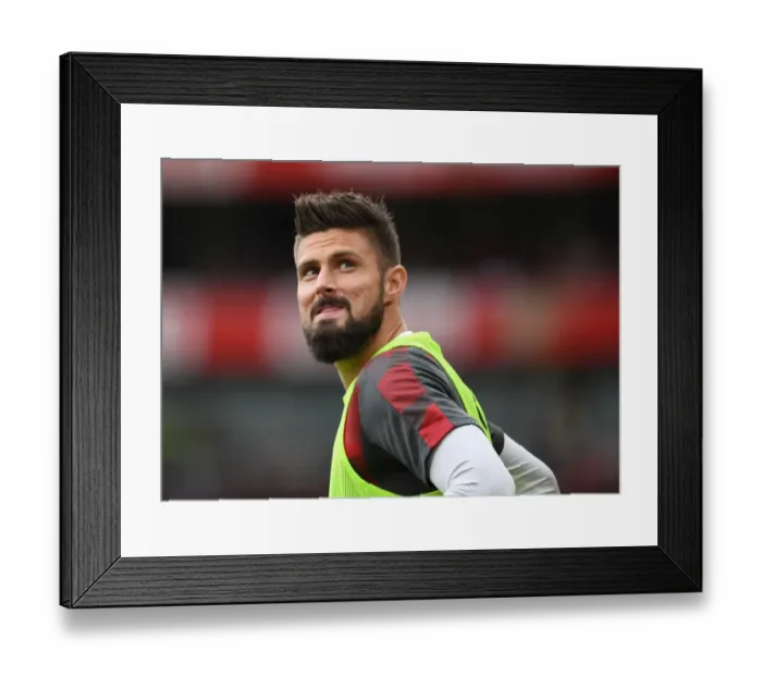 Framed Print : Olivier Giroud in Action: Arsenal vs Swansea City, Premier League 2017-18 Framed Print : Olivier Giroud in Action: Arsenal vs Swansea City, Premier League 2017-18