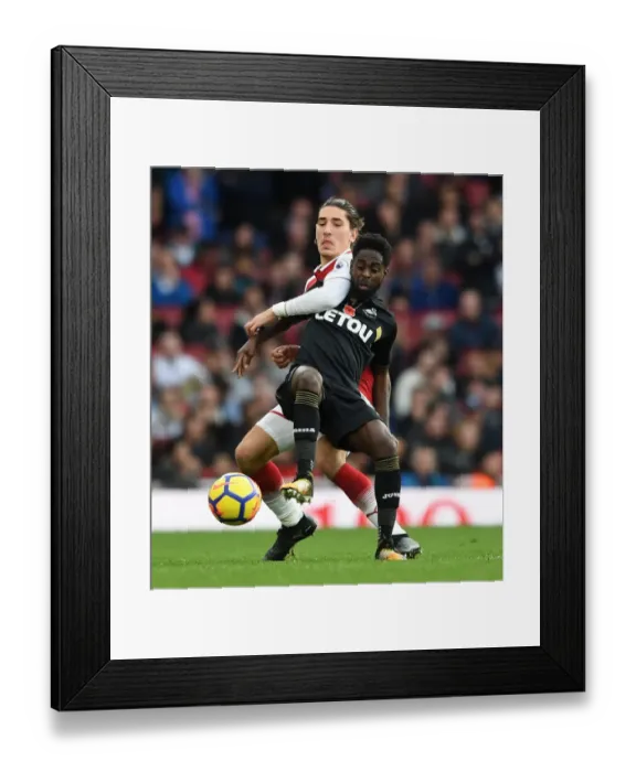 Framed Print : Arsenal vs Swansea City: Bellerin vs Dyer - A Premier League Battle