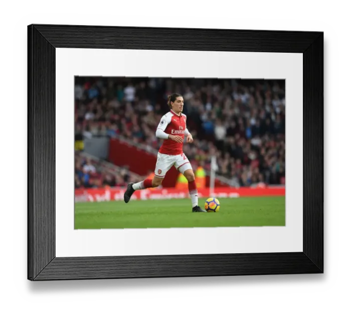 Framed Print : Hector Bellerin: Arsenal's Defensive Force at Work vs Swansea City, Premier League 2017-18 Framed Print : Hector Bellerin: Arsenal's Defensive Force at Work vs Swansea City, Premier League 2017-18