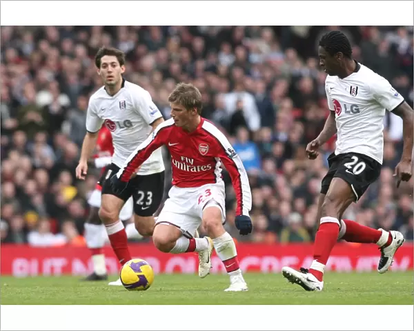 Andrej Arshavin (Arsenal) Dickson & Clint Dempsey (Fulham)
