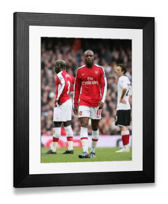 Framed Print : William Gallas at Arsenal: 0-0 Stalemate Against Fulham, Barclays Premier League, Emirates Stadium, 2009 Framed Print : William Gallas at Arsenal: 0-0 Stalemate Against Fulham, Barclays Premier League, Emirates Stadium, 2009