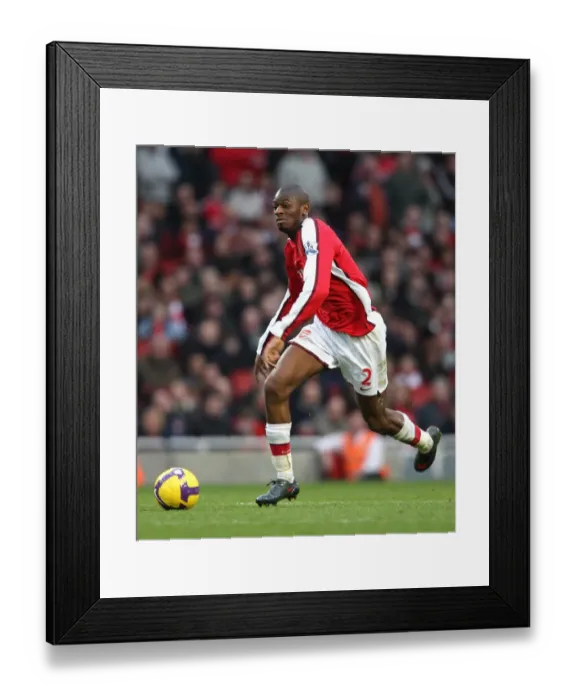 Framed Print : Abou Diaby: The Unyielding Warrior in Arsenal's 0-0 Battle against Fulham, Barclays Premier League, Emirates Stadium (February 28, 2009)