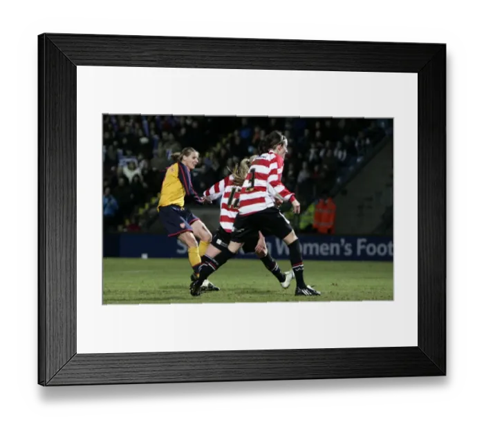 Framed Print : Kelly Smith scores her and Arsenals 2nd goal Framed Print : Kelly Smith scores her and Arsenals 2nd goal