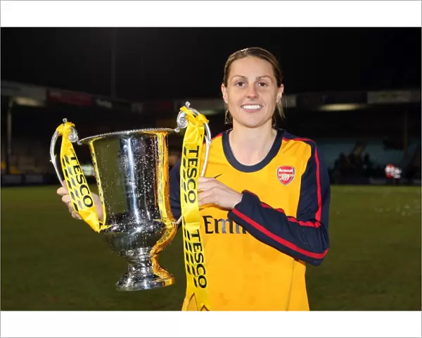 Kelly Smith (Arsenal) with the League Cup trophy