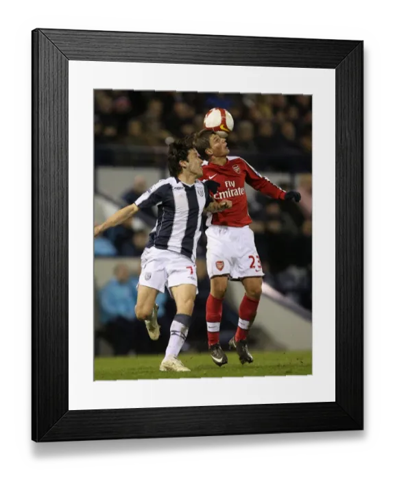 Framed Print : Andrey Arshavin (Arsenal) Robert Koran (West Brom)