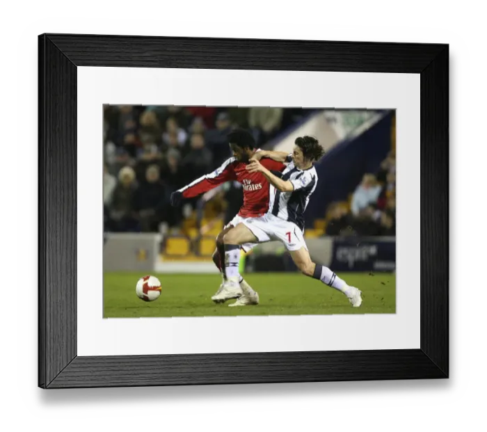 Framed Print : Alex Song (Arsenal) Robert Koren (West Brom) Framed Print : Alex Song (Arsenal) Robert Koren (West Brom)
