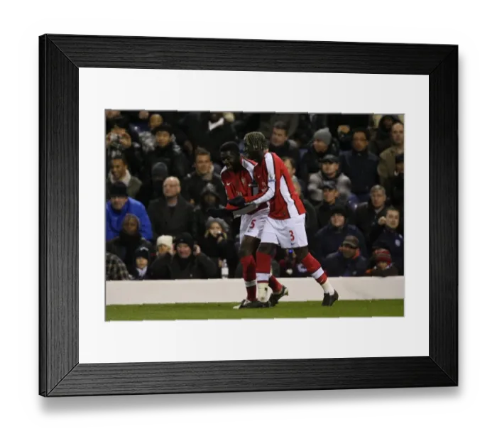 Framed Print : Kolo Toure celebrates scoring the 2nd Arsenal goal with Bacary Sagna