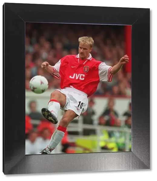 Dennis Bergkamp: Arsenal's Hero of the Double Winning Season, 1997 / 98