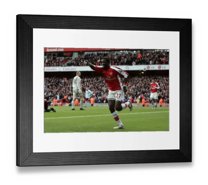 Framed Print : Emmanuel Eboue's Triumph: Arsenal's Thrilling FA Cup Goal vs Burnley (3-0)
