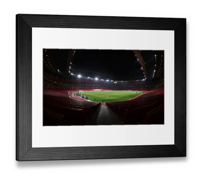 Framed Print : Arsenal FC v Crvena Zvezda - UEFA Europa League Framed Print : Arsenal FC v Crvena Zvezda - UEFA Europa League