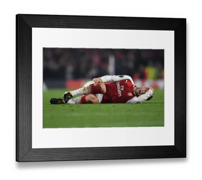 Framed Print : Jack Wilshere in Action: Arsenal vs Crvena Zvezda, Europa League 2017 Framed Print : Jack Wilshere in Action: Arsenal vs Crvena Zvezda, Europa League 2017