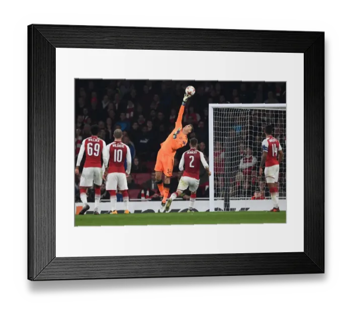 Framed Print : Matt Macey in Action: Arsenal vs Crvena Zvezda, Europa League 2017
