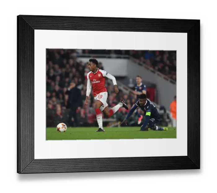 Framed Print : Arsenal's Joe Willock vs. Mitchell Donald: Europa League Showdown at Emirates Stadium Framed Print : Arsenal's Joe Willock vs. Mitchell Donald: Europa League Showdown at Emirates Stadium