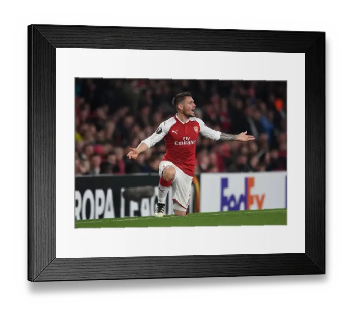 Framed Print : Mathieu Debuchy in Action for Arsenal against Red Star Belgrade, UEFA Europa League 2017-18 Framed Print : Mathieu Debuchy in Action for Arsenal against Red Star Belgrade, UEFA Europa League 2017-18
