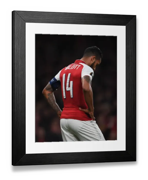 Framed Print : Theo Walcott in Action: Arsenal vs Red Star Belgrade, Europa League 2017 Framed Print : Theo Walcott in Action: Arsenal vs Red Star Belgrade, Europa League 2017