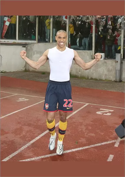 Gael Clichy (Arsenal) celebrates afer the match