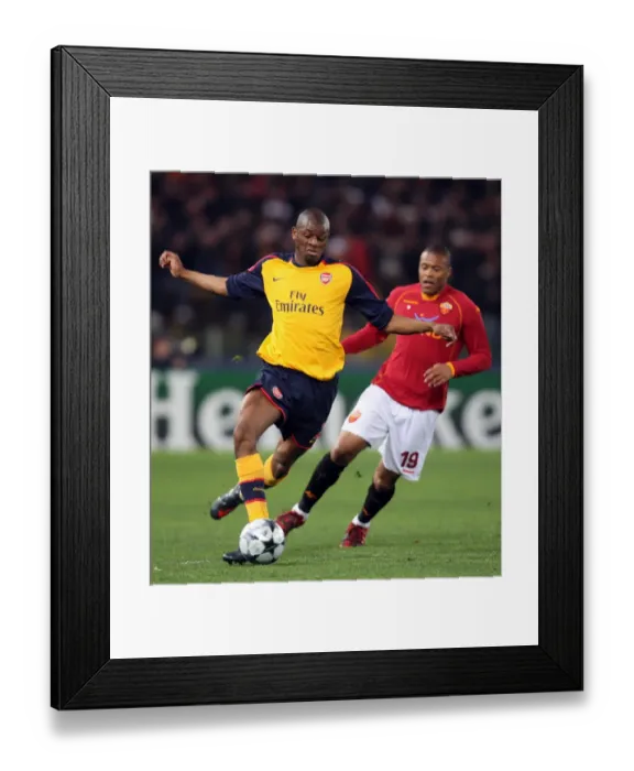Framed Print : Abou Diaby (Arsenal) Julio Baptista (Roma) Framed Print : Abou Diaby (Arsenal) Julio Baptista (Roma)