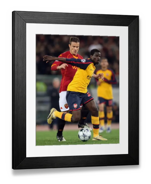 Framed Print : Emmanuel Eboue (Arsenal) Matteo Brighi (Roma)