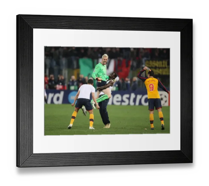 Framed Print : Manuel Almunia and Arsenal Team Celebrate Hard-Fought Victory Over AS Roma in UEFA Champions League Framed Print : Manuel Almunia and Arsenal Team Celebrate Hard-Fought Victory Over AS Roma in UEFA Champions League