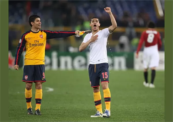 Denilson & Eduardo (Arsenal) celebrate after the match