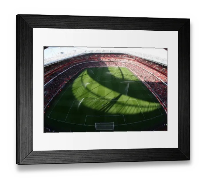 Framed Print : Intense Rivalry: Arsenal vs Sunderland 0-0, Barclays Premier League, Emirates Stadium, 2009