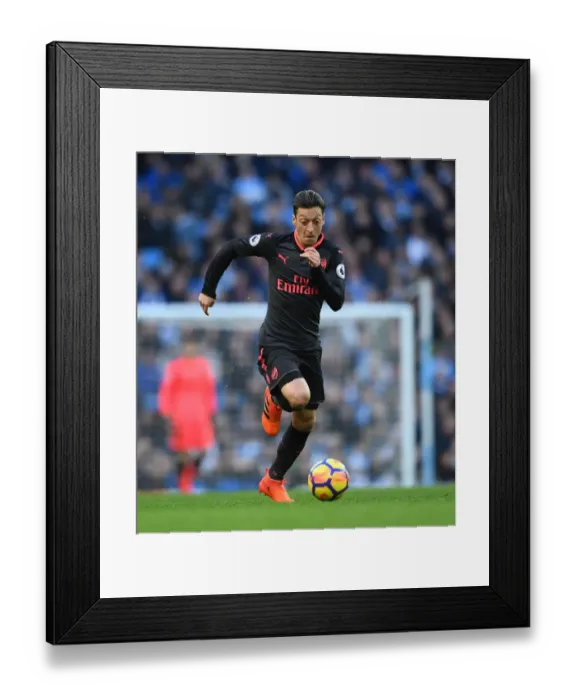 Framed Print : Mesut Ozil in Action: Manchester City vs. Arsenal (2017-18)