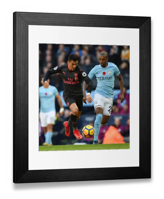 Framed Print : Alexis Sanchez vs Fernandinho: Battle at the Etihad, Premier League 2017-18 Framed Print : Alexis Sanchez vs Fernandinho: Battle at the Etihad, Premier League 2017-18