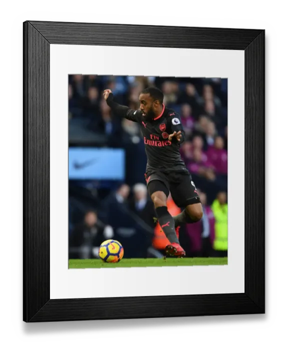 Framed Print : Alex Lacazette in Action: Manchester City vs Arsenal, Premier League 2017-18 Framed Print : Alex Lacazette in Action: Manchester City vs Arsenal, Premier League 2017-18