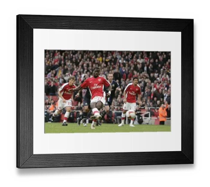 Framed Print : Emmanuel Eboue scores Arsenals 4th goal his 2nd from Framed Print : Emmanuel Eboue scores Arsenals 4th goal his 2nd from