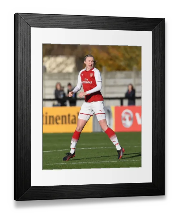 Framed Print : Louise Quinn in Action: Arsenal Women vs Sunderland Ladies, WSL 1 (2017-18) Framed Print : Louise Quinn in Action: Arsenal Women vs Sunderland Ladies, WSL 1 (2017-18)