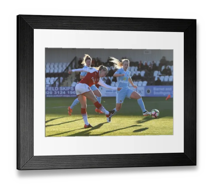 Framed Print : Beth Mead vs. Hayley Sharp: Intense Moment in Arsenal Women vs. Sunderland AFC Ladies WSL Match