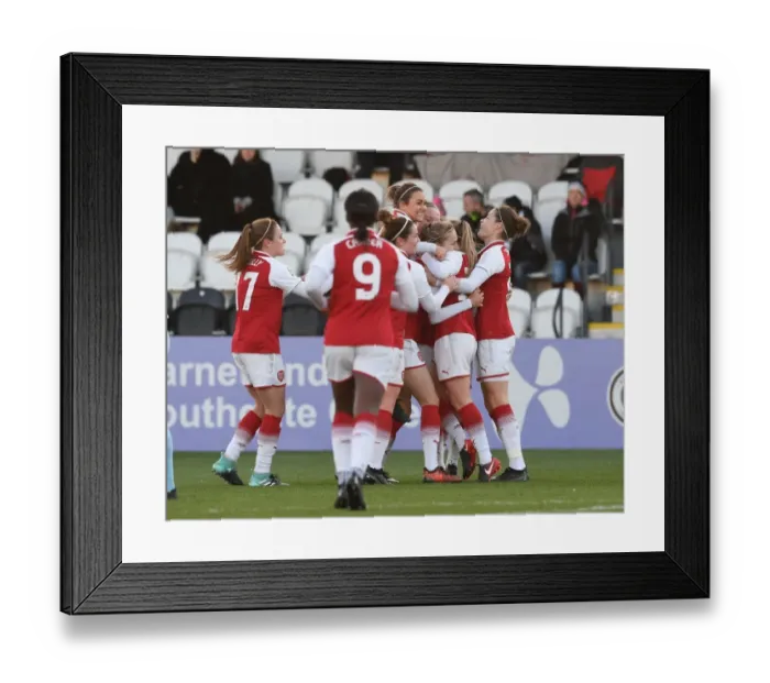 Framed Print : Vivianne Miedema Scores Her Second Goal: Arsenal Women Dominate Sunderland in WSL