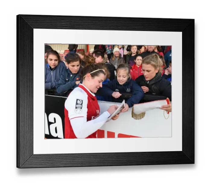 Framed Print : Emma Mitchell Celebrates with Arsenal Fans after Women's Super League Victory over Sunderland