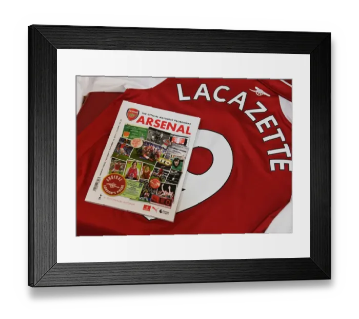 Framed Print : Alexandre Lacazette's Arsenal Shirt and Match Programme before Arsenal vs. Tottenham Hotspur (2017-18)