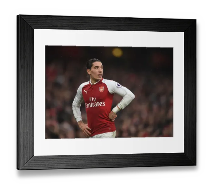 Framed Print : Hector Bellerin: Arsenal vs. Tottenham Hotspur, Premier League 2017-18 - In Action
