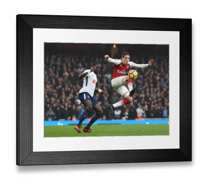 Framed Print : Bellerin Outmuscles Sissoko: Arsenal vs. Tottenham, Premier League Showdown