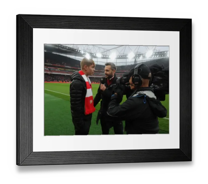 Framed Print : Emile Smith-Rowe's Double Impact: Arsenal v Tottenham Half-Time Interview (Premier League 2017-18) Framed Print : Emile Smith-Rowe's Double Impact: Arsenal v Tottenham Half-Time Interview (Premier League 2017-18)