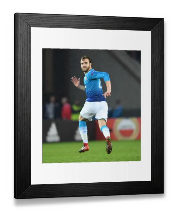 Framed Print : Calum Chambers in Action: Arsenal vs. 1. FC Koln, Europa League 2017-18 Framed Print : Calum Chambers in Action: Arsenal vs. 1. FC Koln, Europa League 2017-18