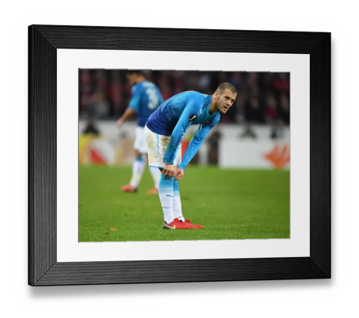 Framed Print : Jack Wilshere in Action: Arsenal vs. 1. FC Koln, UEFA Europa League (2017) Framed Print : Jack Wilshere in Action: Arsenal vs. 1. FC Koln, UEFA Europa League (2017)