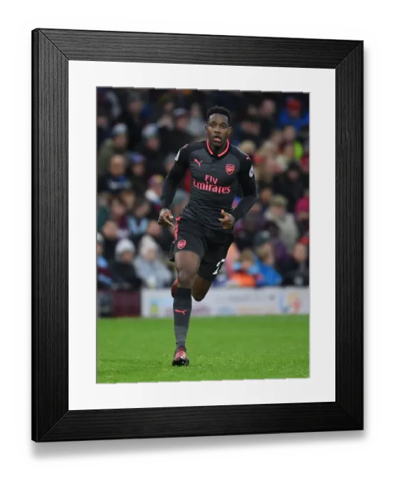 Framed Print : Danny Welbeck in Action: Burnley vs Arsenal, Premier League 2017-18 Framed Print : Danny Welbeck in Action: Burnley vs Arsenal, Premier League 2017-18