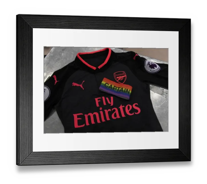 Framed Print : Arsenal's Unity Statement: Rainbow Armband (2017-18) Framed Print : Arsenal's Unity Statement: Rainbow Armband (2017-18)