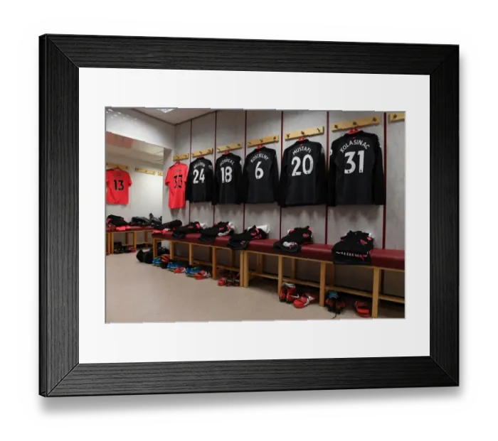 Framed Print : Arsenal's Preparedness: The Readied Kit in Burnley's Changing Room (2017-18) Framed Print : Arsenal's Preparedness: The Readied Kit in Burnley's Changing Room (2017-18)