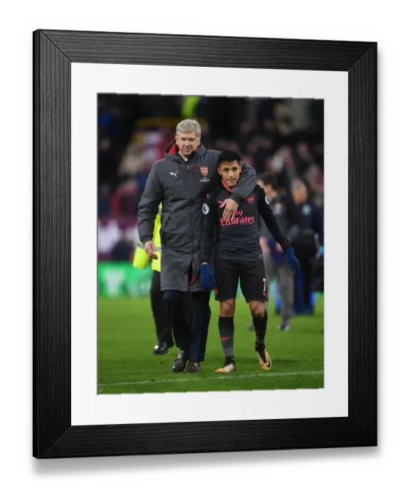 Framed Print : Arsene Wenger and Alexis Sanchez: Burnley vs. Arsenal, Premier League 2017-18 Framed Print : Arsene Wenger and Alexis Sanchez: Burnley vs. Arsenal, Premier League 2017-18