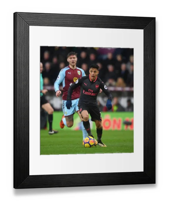 Framed Print : Alexis Sanchez in Action: Burnley vs. Arsenal, Premier League 2017-18