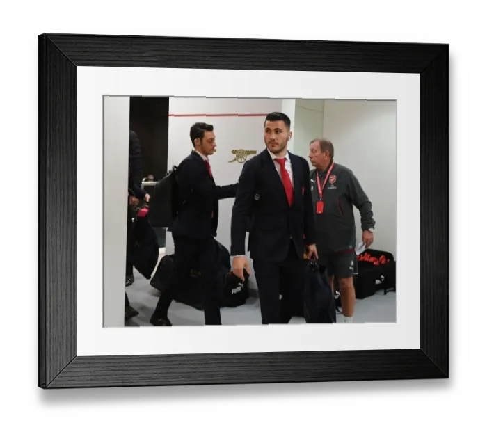 Framed Print : Sead Kolasinac: Arsenal Changing Room Moment before Arsenal vs Huddersfield Town, Premier League 2017-18