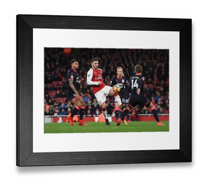 Framed Print : Sead Kolasinac Outmaneuvers Martin Cranie: Arsenal vs. Huddersfield Town, Premier League 2017-18